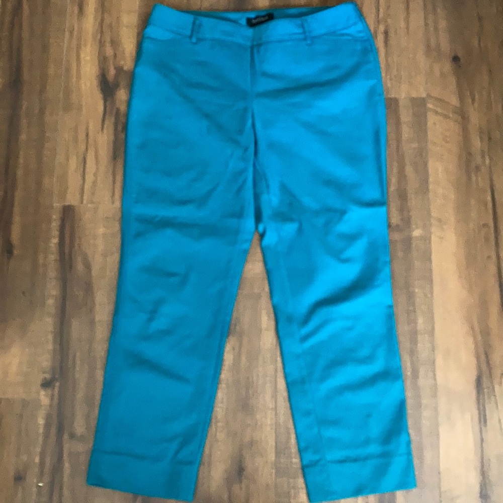 Gorgeous Teal Perfect Form Ankle Pant by White House Black Market